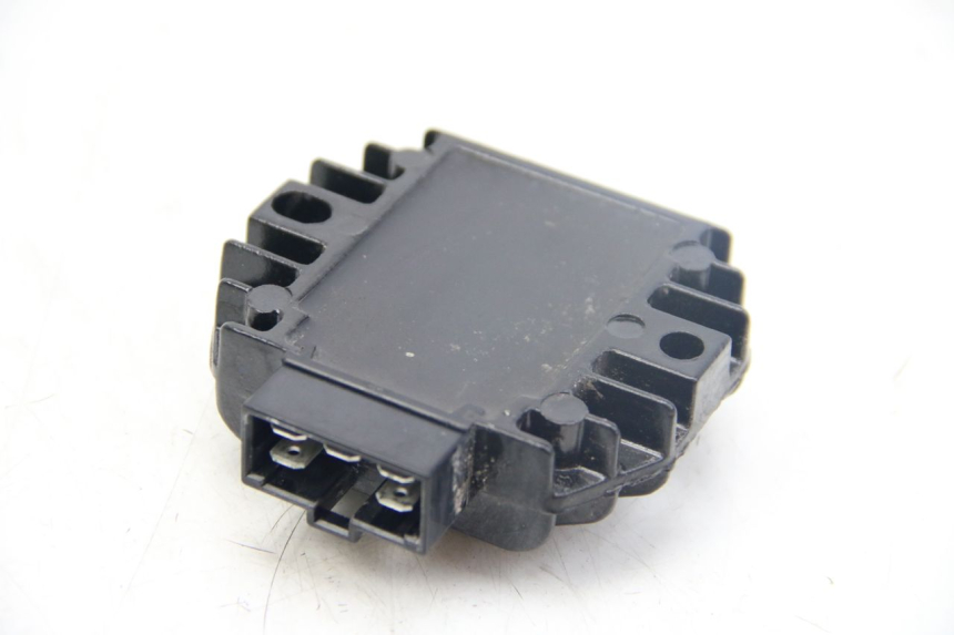 photo de REGOLATORE DI CARICA YAMAHA BW'S BWS 125 (2010 - 2013)
