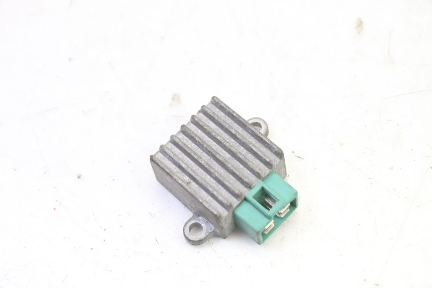 photo de REGOLATORE YAMAHA BW'S 100 (1999 - 2002)