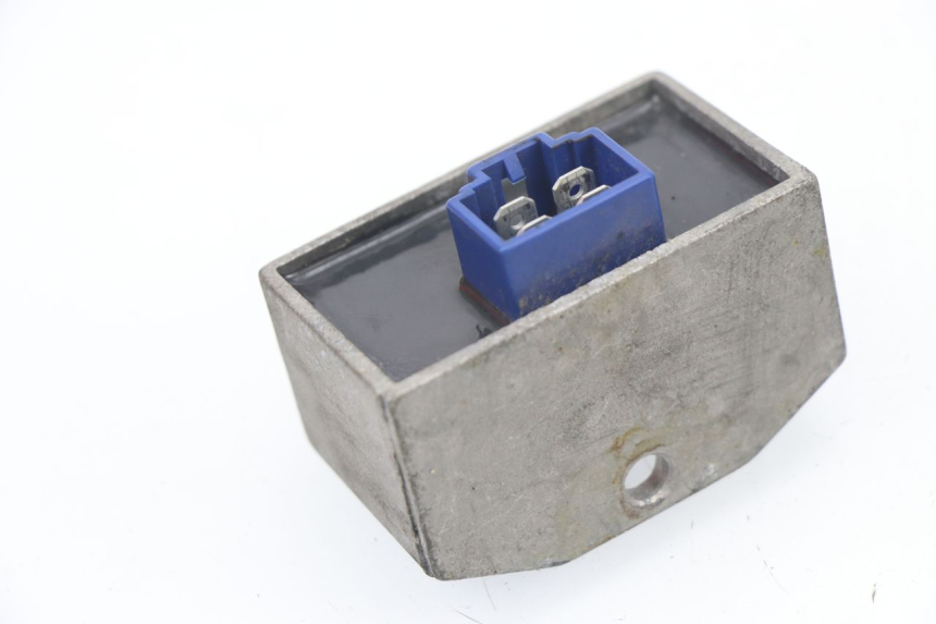 photo de REGOLATORE HONDA CBF 125 (2009 - 2015)