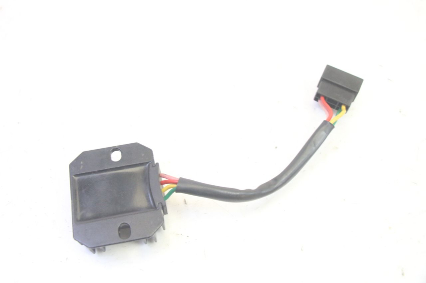 photo de REGOLATORE DI CARICA SYM CROX 4T 50 (2016 - 2023) - Zoom sullo stato d'uso