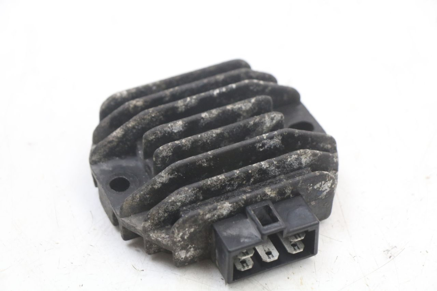 photo de REGOLATORE DI CARICA YAMAHA CYGNUS X 125 (2004 - 2007)