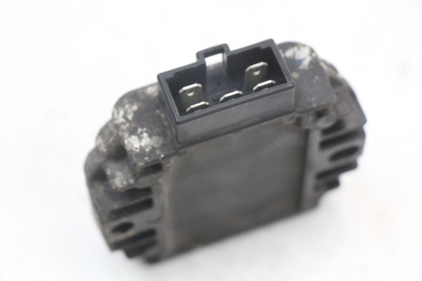 photo de REGOLATORE DI CARICA YAMAHA CYGNUS X 125 (2004 - 2007)