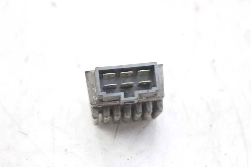 photo de REGOLATORE DI CARICA DERBI GPR 50 (2004 - 2009)
