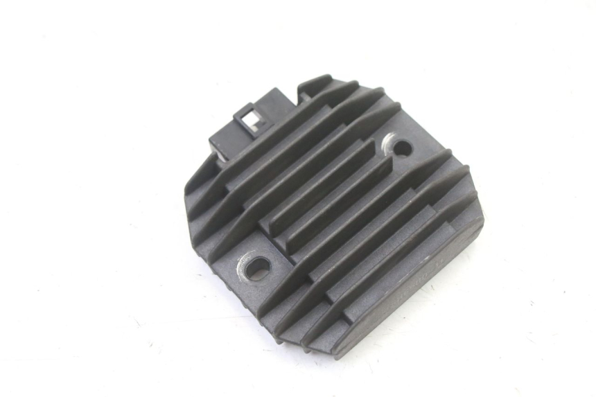 photo de REGOLATORE DI CARICA PEUGEOT ELYSEO 125 (1999 - 2004)