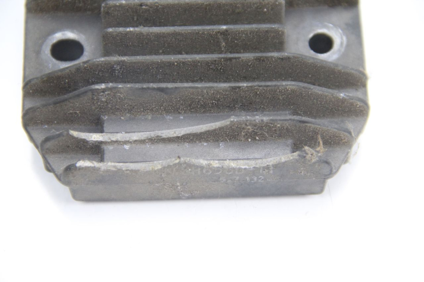 photo de REGOLATORE PEUGEOT ELYSTAR 125 (2002 - 2007)