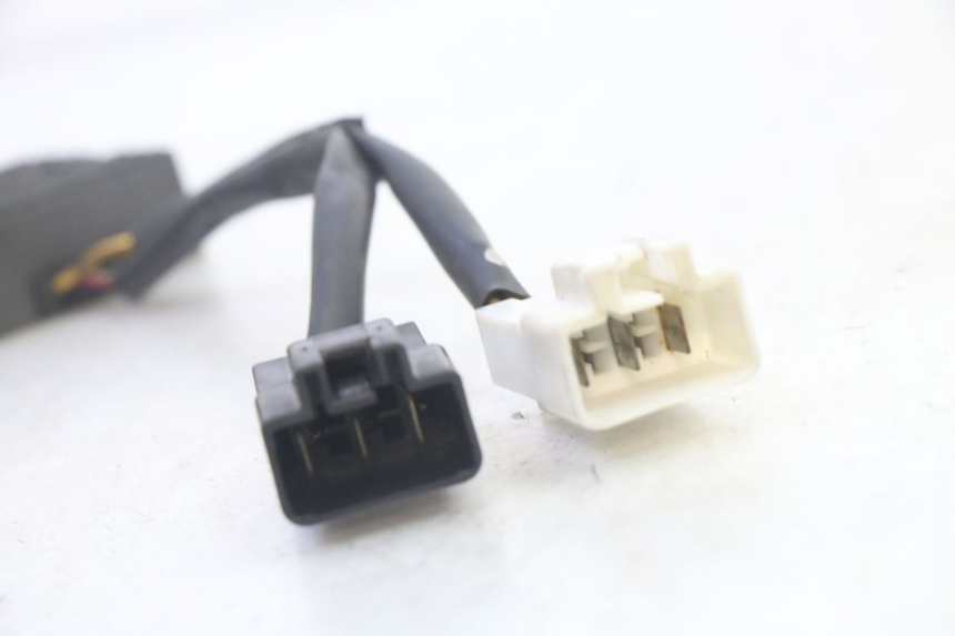 photo de REGOLATORE DI CARICA HONDA FES S-WING SWING ABS 125 (2007 - 2015)