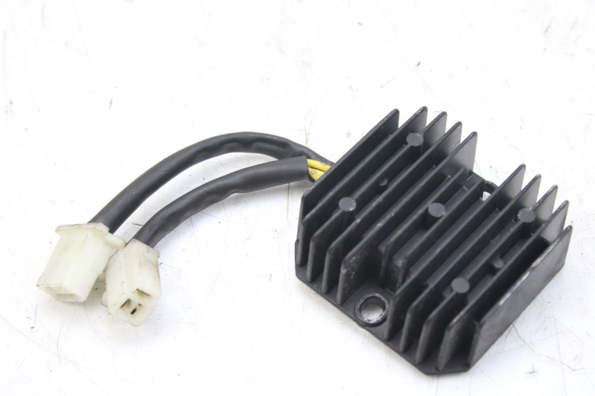 photo de REGOLATORE DI CARICA SYM FIDDLE 3 III 125 (2014 - 2020)