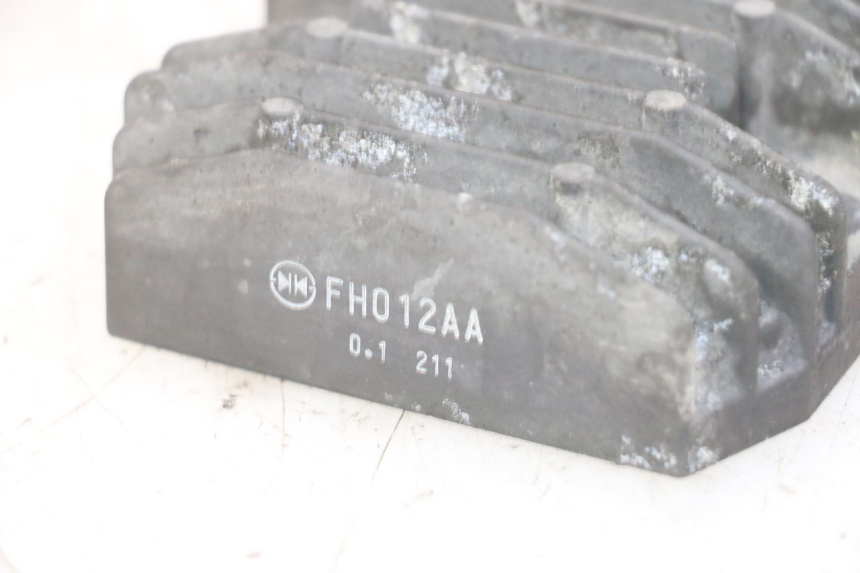 photo de REGOLATORE DI CARICA YAMAHA FJR ABS 1300 (2006 - 2012)