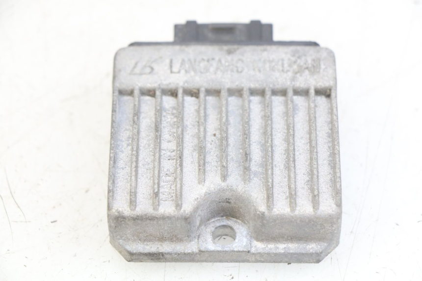 photo de REGOLATORE DI CARICA PIAGGIO FLY 4T 50 (2013 - 2017)