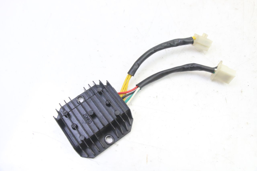 photo de REGOLATORE DI CARICA VENESI FLY RETRO 4T 50 (2020 - 2025)