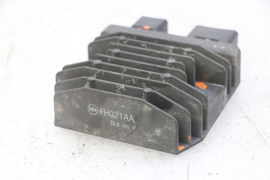 photo de REGOLATORE HONDA FORZA ABS 300 (2013 - 2019)