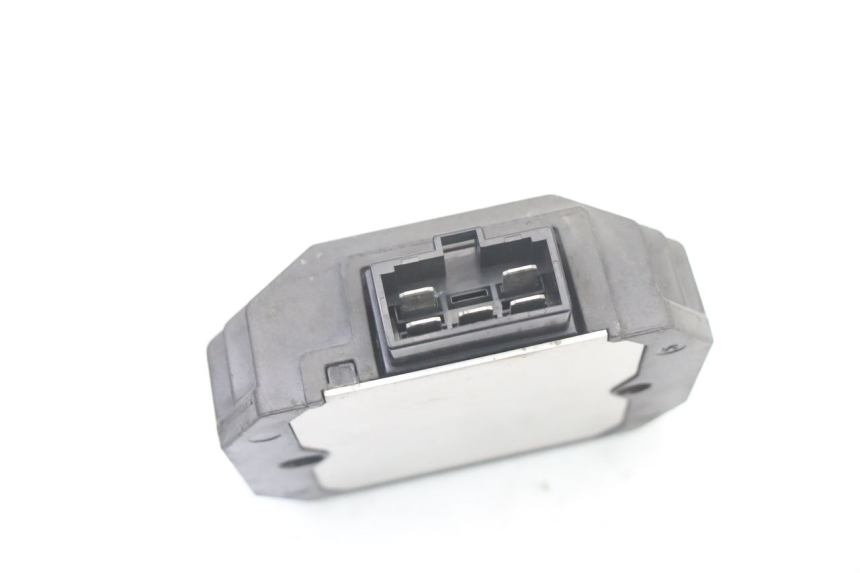 photo de REGOLATORE YAMAHA FZ6 FAZER S2 600 (2007 - 2011)