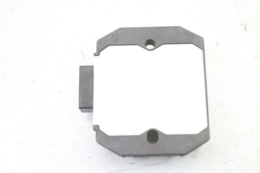 photo de REGOLATORE YAMAHA FZ6 FAZER S2 600 (2007 - 2011)