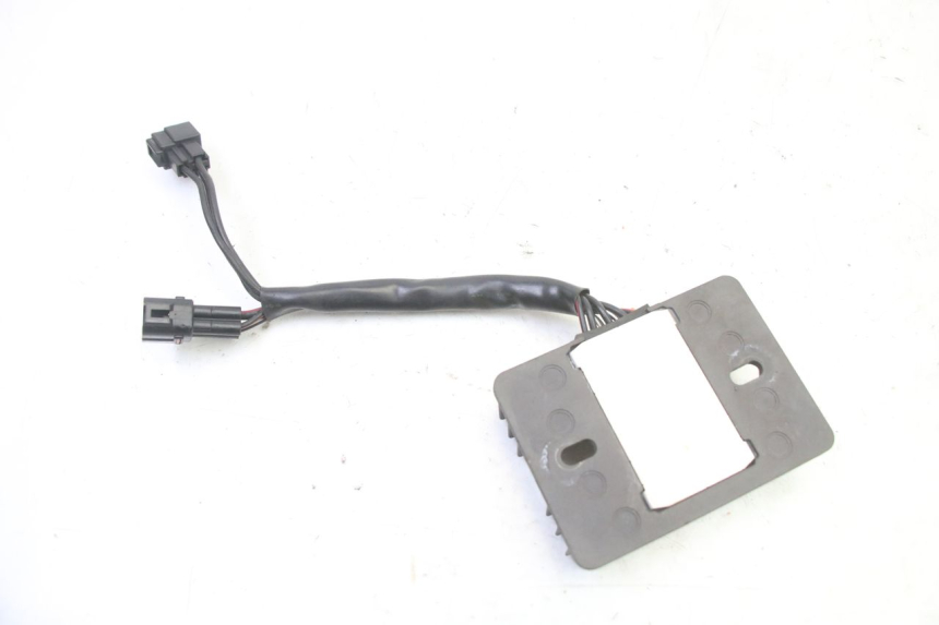 photo de REGOLATORE SUZUKI GSR 750 (2011 - 2017)