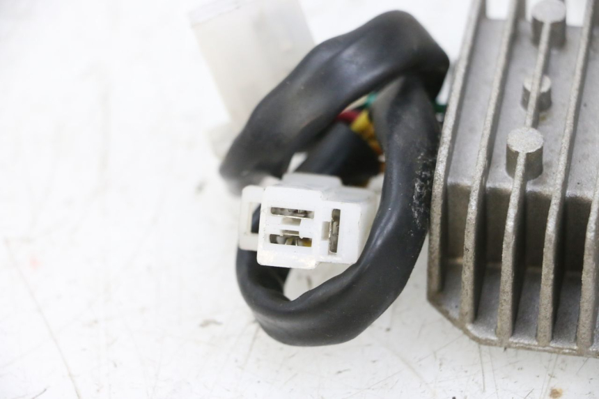 photo de REGOLATORE JM MOTORS GTS 125 (2015 - 2019) - Dettagli dei punti di fissaggio