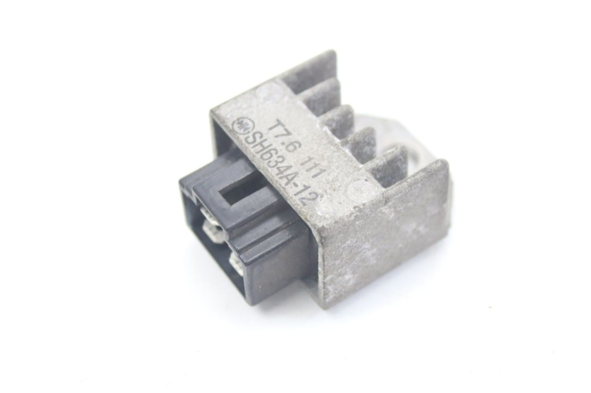 photo de REGOLATORE DI CARICA HONDA BALI EX 100 (1996 - 2000)