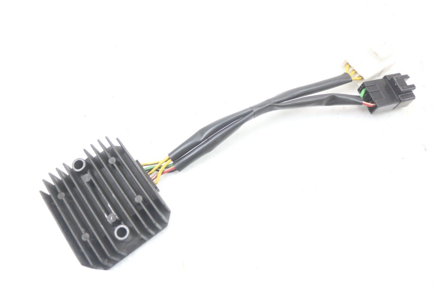 photo de REGOLATORE HONDA FES S-WING SWING 125 (2007 - 2015)