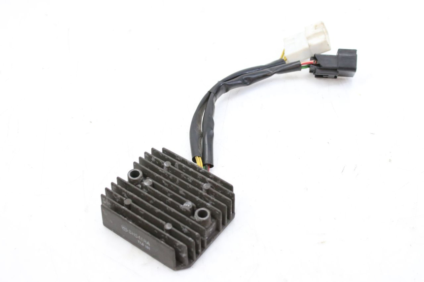 photo de REGOLATORE DI CARICA HONDA FES S-WING SWING ABS 125 (2007 - 2015)