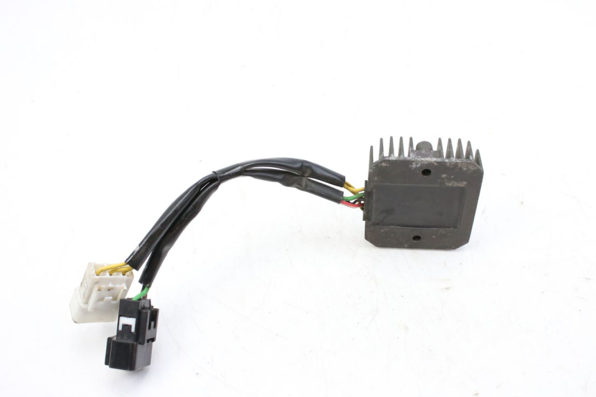 photo de REGOLATORE DI CARICA HONDA FES S-WING SWING ABS 125 (2007 - 2015)