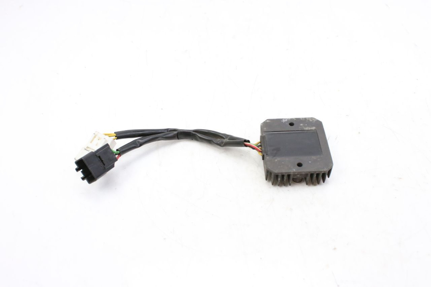photo de REGOLATORE DI CARICA HONDA FES S-WING SWING ABS 125 (2007 - 2015)