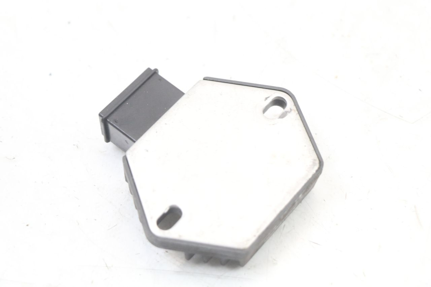 photo de REGOLATORE HONDA NES AROBASE 125 (2000 - 2003)