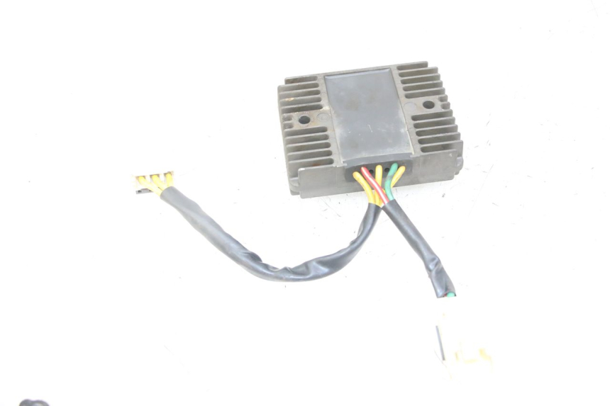 photo de REGOLATORE PIAGGIO IE MP3 YOURBAN 300 (2011 - 2016)