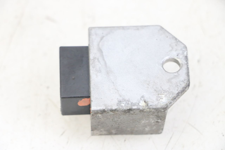 photo de REGOLATORE PEUGEOT JET FORCE CARBU 50 (2003 - 2016)