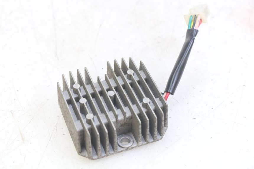 photo de REGOLATORE DI CARICA SYM JET SPORT XR 50 (2006 - 2015)