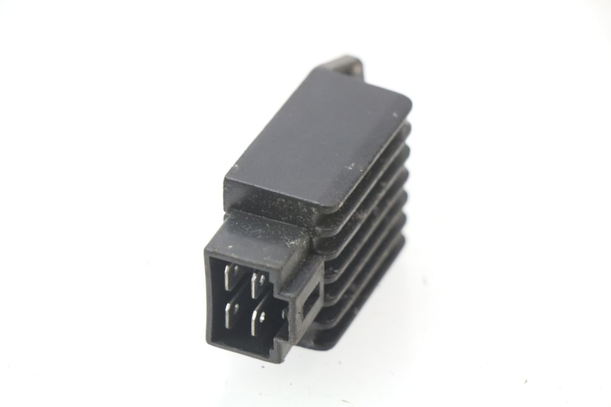 photo de REGOLATORE DI CARICA JONWAY SOLANA 50 (2007 - 2016)