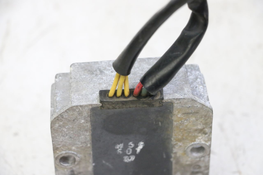 photo de REGOLATORE SYM JOYMAX 125 (2010 - 2017)