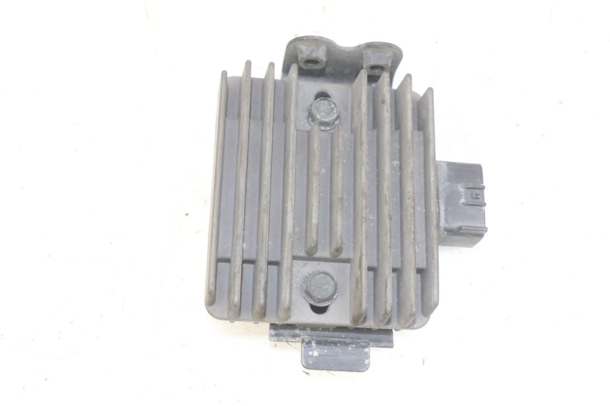 photo de REGOLATORE DI CARICA KAWASAKI Z 750 (2007 - 2013)