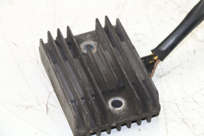 photo de Regolatore di carica KAWASAKI ZEPHYR 550 (1991 - 1998)