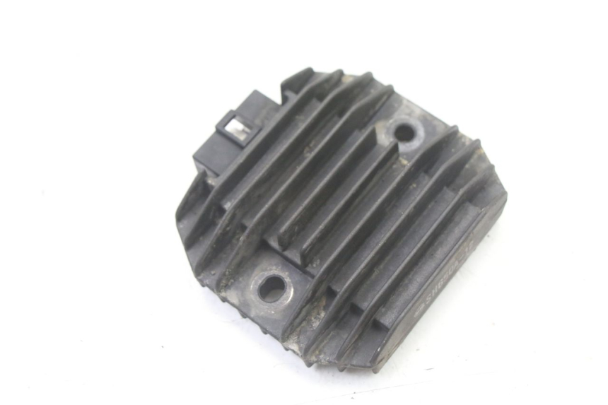 photo de REGOLATORE KAWASAKI ZR7 ZR-7 S 750 (1999 - 2004)