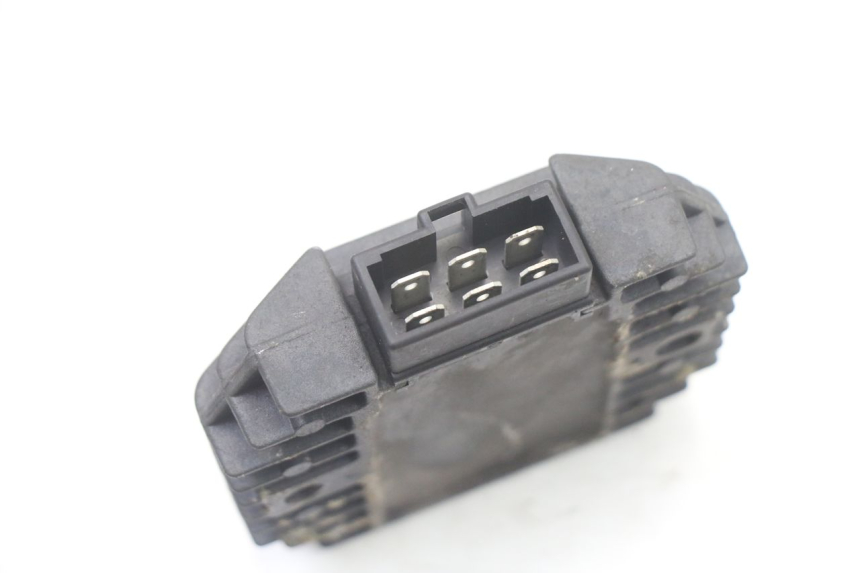 photo de REGOLATORE KAWASAKI ZR7 ZR-7 S 750 (1999 - 2004)