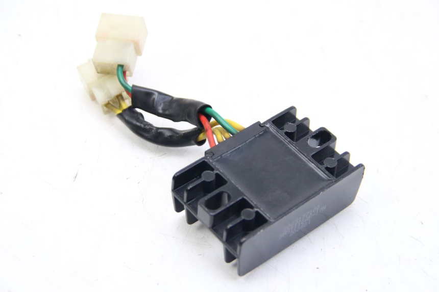 photo de REGOLATORE DI CARICA PEUGEOT KISBEE 2T 50 (2018 - 2022)