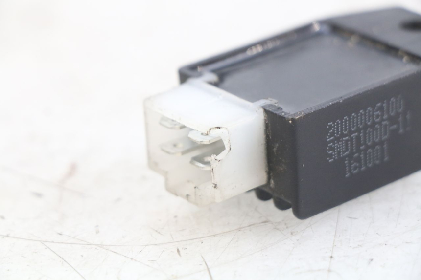 photo de REGOLATORE DI CARICA PEUGEOT KISBEE 2T 50 (2010 - 2017)