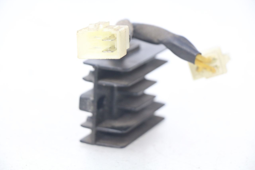 photo de REGOLATORE DI CARICA PEUGEOT KISBEE 4T 50 (2018 - 2022)