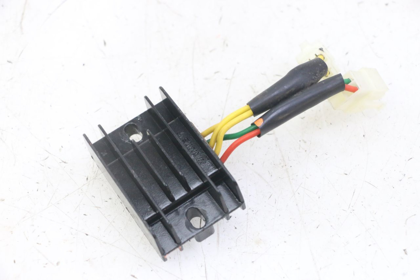 photo de REGOLATORE DI CARICA PEUGEOT KISBEE 4T 50 (2018 - 2022)