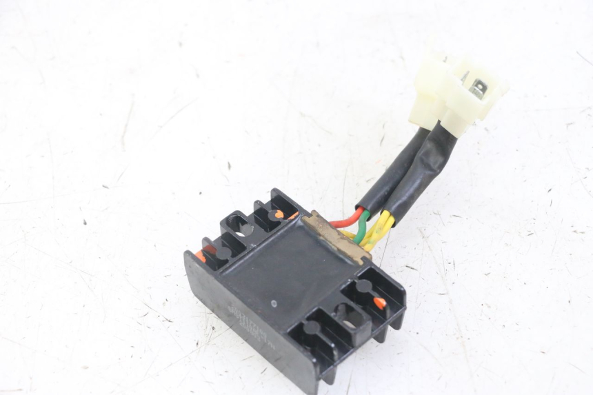 photo de REGOLATORE DI CARICA PEUGEOT KISBEE 4T 50 (2018 - 2022)