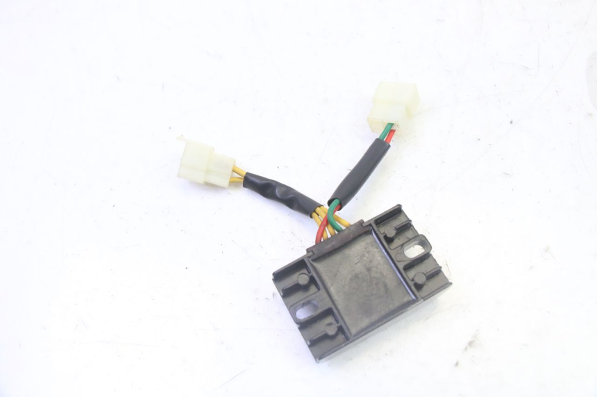 photo de REGOLATORE DI CARICA PEUGEOT KISBEE 4T 50 (2018 - 2022)