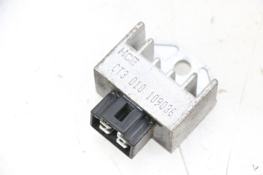 photo de REGOLATORE DI CARICA PEUGEOT KISBEE 4T 50 (2010 - 2017)