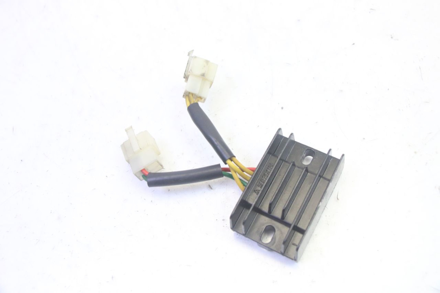 photo de REGOLATORE DI CARICA PEUGEOT KISBEE 4T 50 (2018 - 2022) - Vista principale