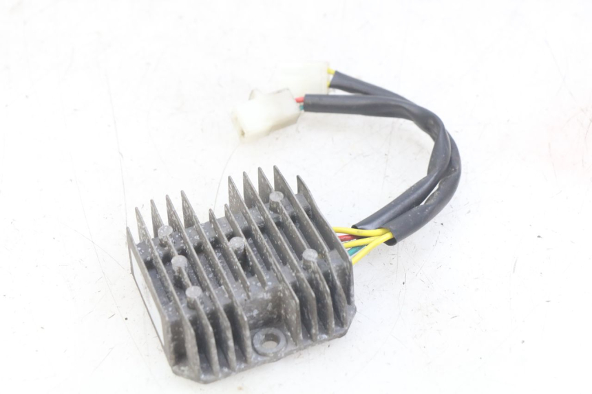 photo de REGOLATORE DI CARICA KYMCO AGILITY 16+ 4T 50 (2018 - 2023)