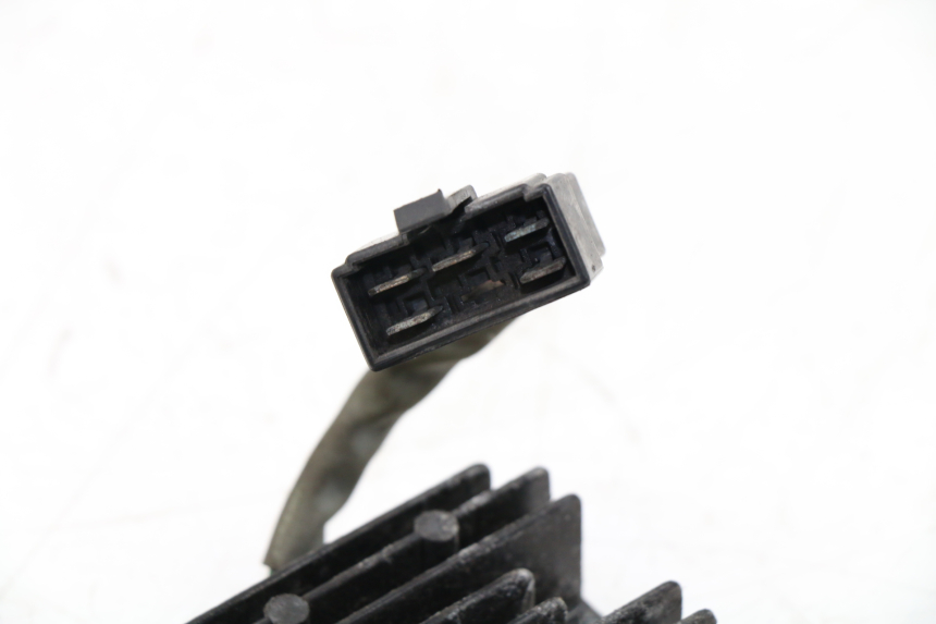 photo de REGOLATORE DI CARICA KYMCO PEOPLE S 125 (2000 - 2008)