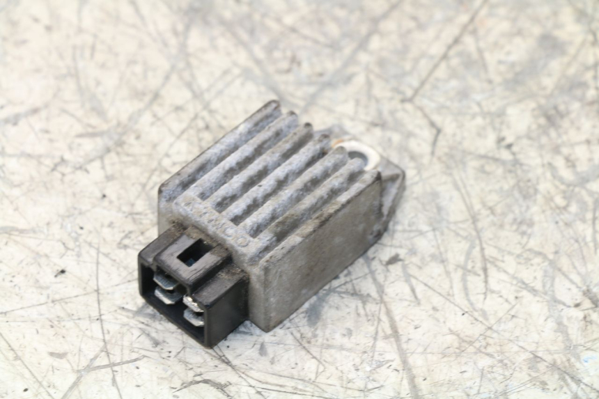 photo de REGOLATORE DI CARICA KYMCO VITALITY 2T 50 (2004 - 2010)