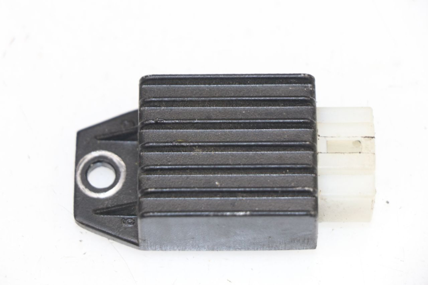 photo de Regolatore di carica LONGJIA DIGITA 2T 50 (2006 - 2018)