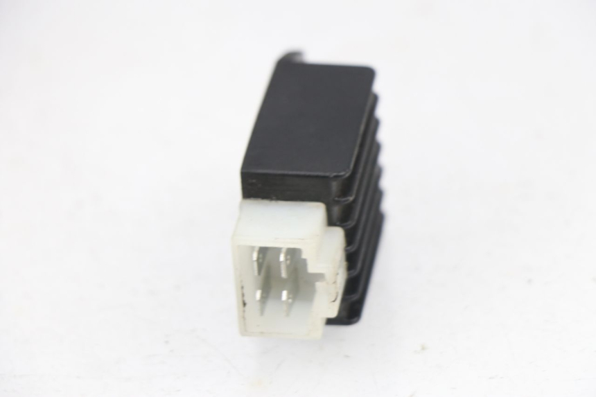 photo de Regolatore di carica LONGJIA DIGITA 2T 50 (2006 - 2018)