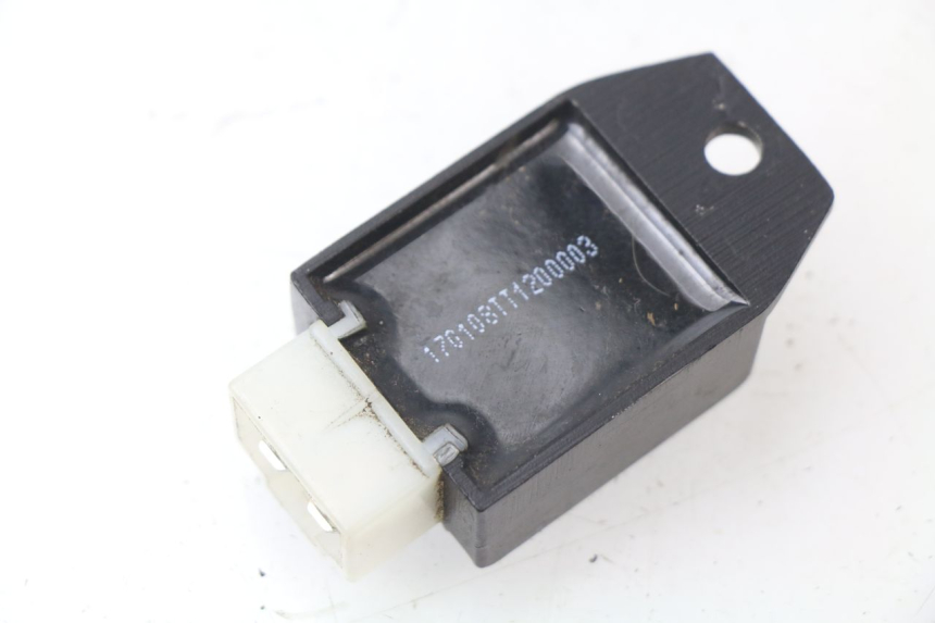 photo de Regolatore di carica LONGJIA DIGITA 2T 50 (2006 - 2018)