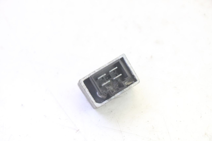 photo de Regolatore di carica PEUGEOT LUDIX ONE 50 (2004 - 2006) - Zoom sullo stato d'uso