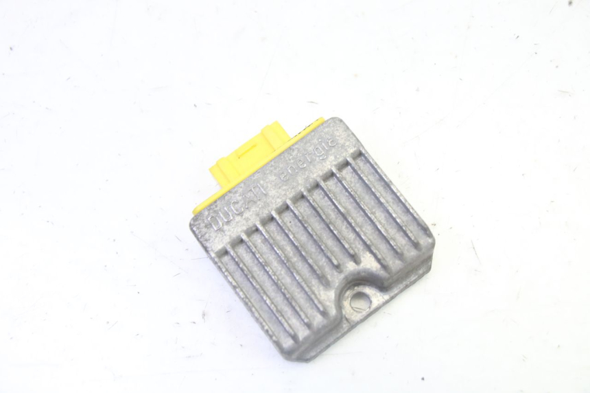 photo de REGOLATORE PIAGGIO LXV 4T 50 (2009 - 2013)